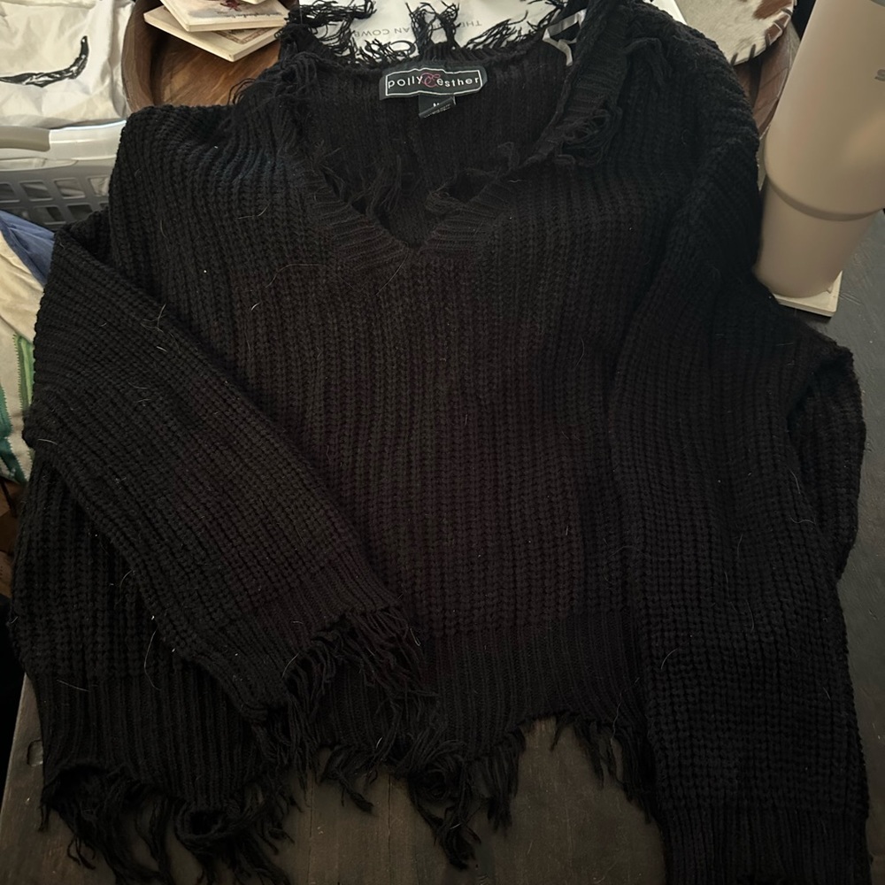 Black distressed sweater medium